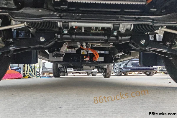 Lingshi Auto Yufeng EV50 Passenger Comfort 7-Seat 4.49m Electric Light Bus 41.86kWh Chassis (1) | 86Trucks