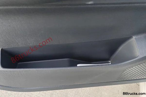 Yufeng Auto Gold Warehouse 2025 Model Super Value Edition 6-Seat Pure Electric Light Bus BYD 42.3kWh Cab (3) | 86Trucks