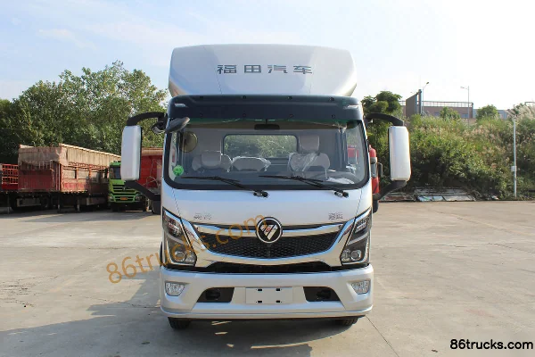 Foton M Card 2.3L Diesel 142hp 4X2(6 wheels) WLY 5-Speed Hydraulic Brake 3.7m Single Row Stake Truck Exterior (2) | 86Trucks