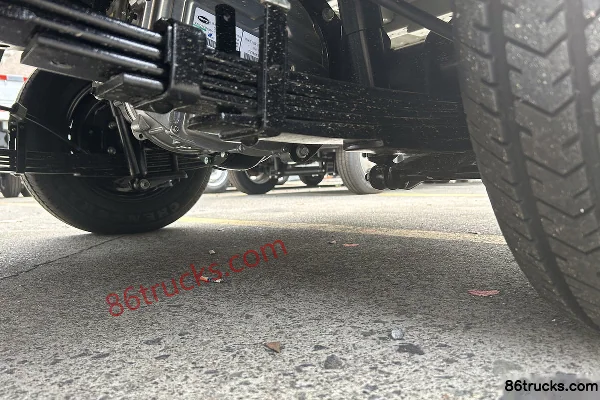 Kaiyi Jiangtun E7 2025 Model Passenger Super Charging Edition 6-Seat Pure Electric Light Bus Kaige 62.98kWh Chassis (3) | 86Trucks