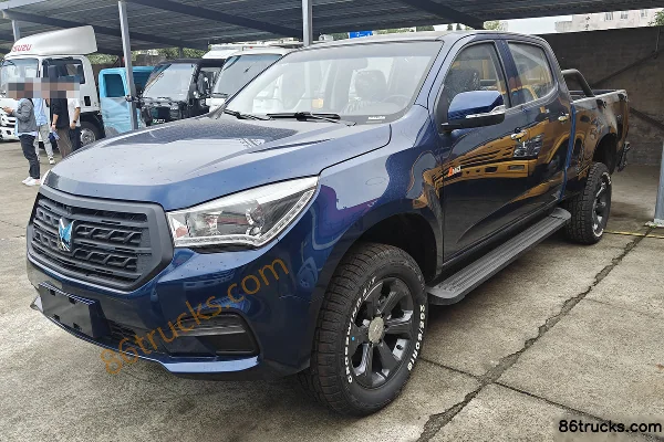 Qingling Isuzu T28 2025 Standard Edition 2.8T Diesel 150 hp Manual 4WD Standard Wheelbase Double Cab Pickup (3) | 86Trucks