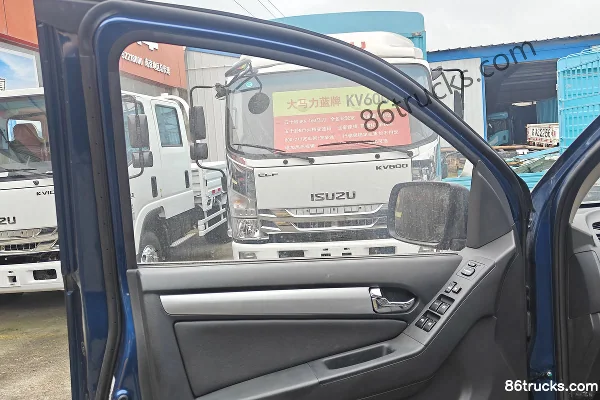 Qingling Isuzu T28 2025 Standard Edition 2.8T Diesel 150 hp Manual 4WD Standard Wheelbase Double Cab Pickup Chassis (1) | 86Trucks