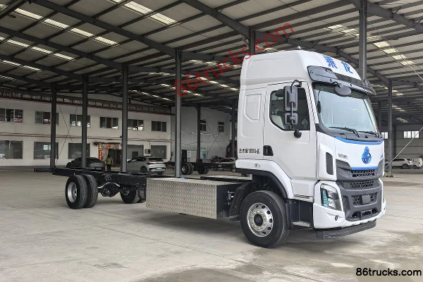Dongfeng H5 4X2(6 wheels) air brake 9.7m semi-sleeper pure electric van cargo truck CATL 310.66kWh Exterior