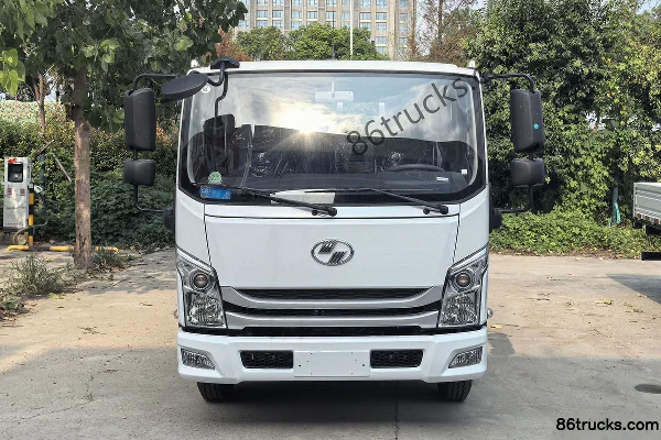 Yuejin Beyond C300-33 150 ch 4X2(6 roues) 3.105 m Camion léger à ridelles avec cabine double Extérieur (2) | 86Trucks