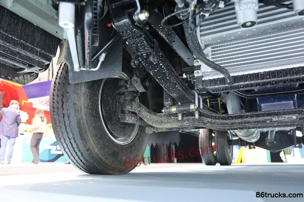 Sinotruk HOWO Hanpo PRO 170 hp 4X2(6 wheels) AMT automatic refrigerated truck Chassis (2) | 86Trucks