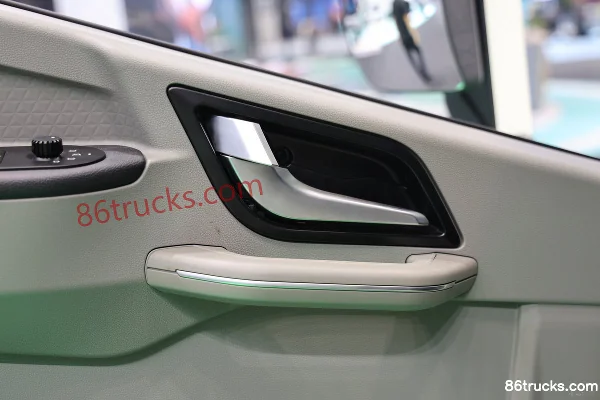 Sitrak C3E cabine simple camion porteur 100% électrique CATL 100,07 kWh 4X2(6 roues) (3) | 86Trucks