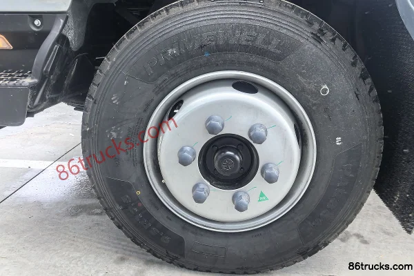 Foton Aumark S3 Express Value Edition 200hp 4X2(6 wheels) 4.8m half-cab cargo truck Chassis (1) | 86Trucks