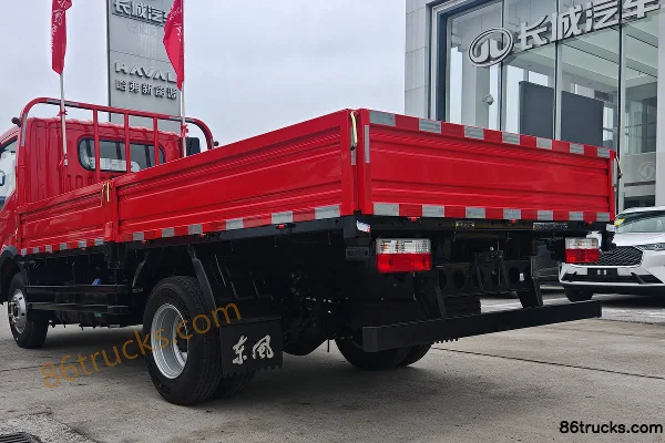 Dongfeng Furui Ka F6 130hp 4X2(6 wheels) 4.2m single-row flatbed light truck (China VI) Body (3) | 86Trucks