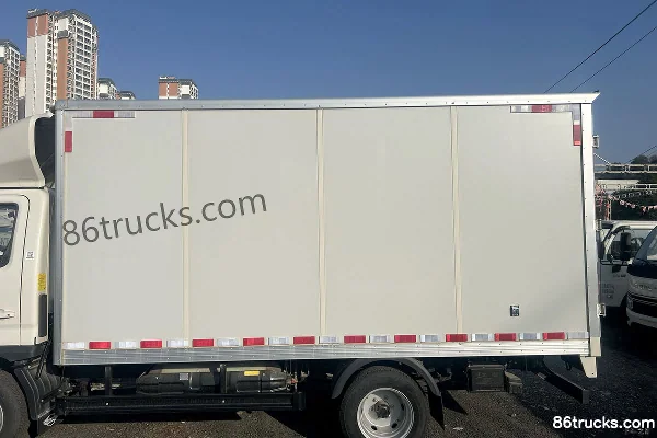 Foton Times Linghang S1 1.5L 129 ch 4X2(6 roues) CNG 4,15 m cabine simple fourgon léger Carrosserie (1) | 86Trucks