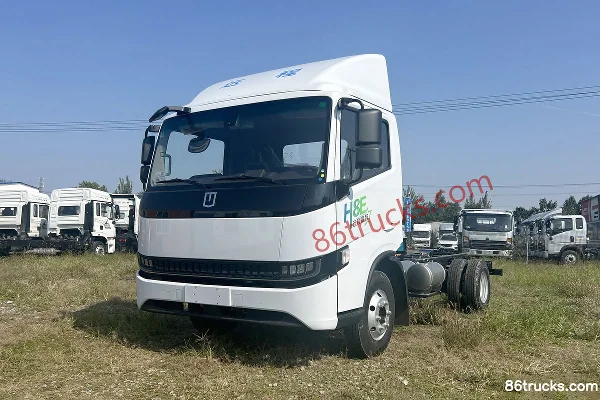FARIZON Star Wisdom H8E 2025 Smart Edition 4X2(6 wheels) 4.02m Single Row Pure Electric Refrigerated Truck CATL 140.41kWh Exterior (3) | 86T