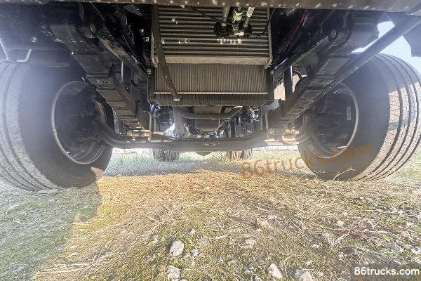 Sinotruk HOWO Hanjiang 2025 2.5L Diesel 180 hp 4X2(6 wheels) Sinotruk 12-Speed 4.15m Single Row Stake Truck Chassis (1) | 86Trucks