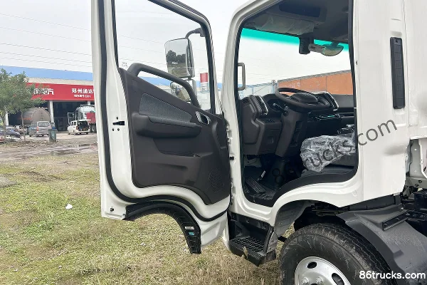 FARIZON Xingzhi H9E Smart Transport Edition 4X2(6 wheels) 4.02m Single Row Pure Electric Refrigerated Truck Zhixin 132.6kWh Cab (2) | 86Truc