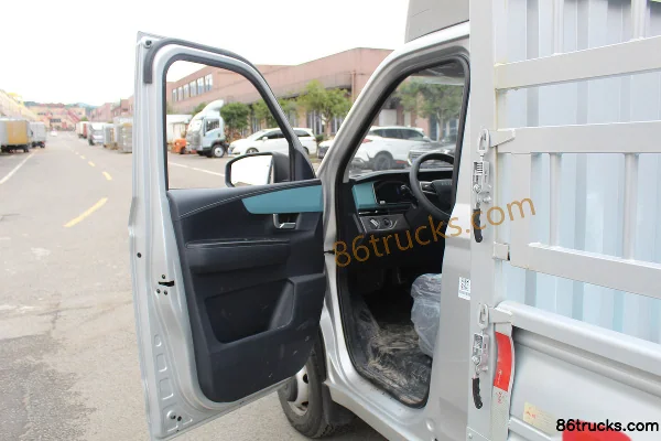 Foton V5 3.8m single-row pure electric cage micro truck EVE 65.66kWh 4X2(6 wheels) Cab (1) | 86Trucks