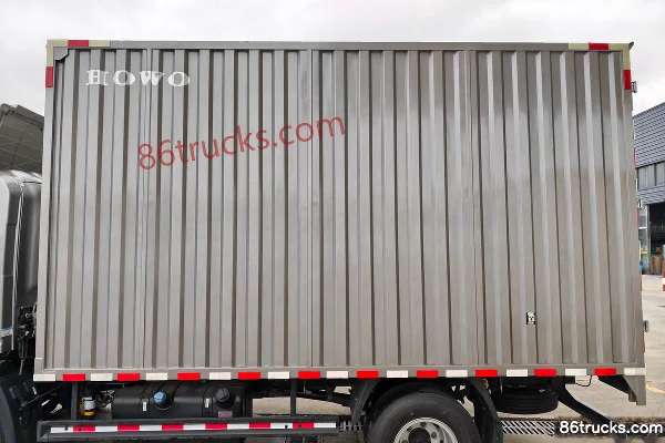 Sinotruk HOWO Hanjiang 155hp 4X2(6 wheels) 4.15m Single-Row Van Light Truck Body (2) | 86Trucks