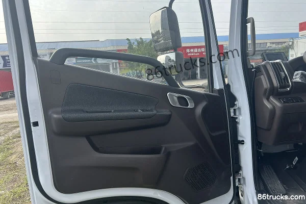 FARIZON Xingzhi H8M Zhiyun Edition 4X2(6 wheels) 4.02m Single Row Methanol Plug-in Extended Range Hybrid Refrigerated Truck Mengguli 21.02kW