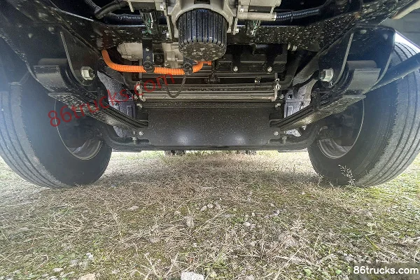 FARIZON Xingzhi H8M Zhiyun Edition 4X2(6 wheels) 4.02m Single Row Methanol Plug-in Extended Range Hybrid Refrigerated Truck Mengguli 21.02kW