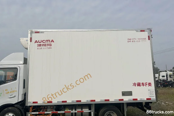 FARIZON Xingzhi H8M Zhiyun Edition 4X2(6 wheels) 4.02m Single Row Methanol Plug-in Extended Range Hybrid Refrigerated Truck Mengguli 21.02kW