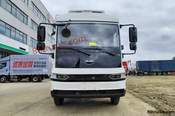 BYD T5 Tech Edition 4.5T 3.945m Single Row Pure Electric Refrigerated Truck 100kWh 4X2(6 wheels) Exterior (2) | 86Trucks