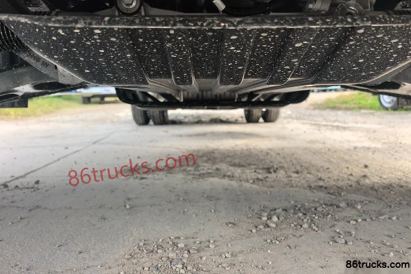 Foton V5 2L Gasoline 139 hp 4X2(6 wheels) Dongan 5-Speed 3.8m Single Row Flatbed Micro Truck Chassis (1) | 86Trucks