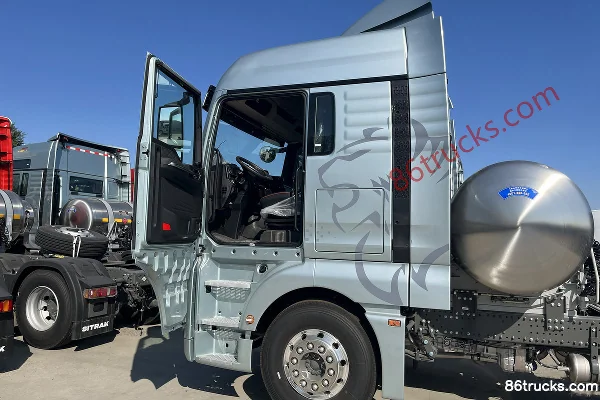 Sitrak G7S 14.6L LNG 560 hp 6X4(10 wheels) Sinotruk 16-Speed AMT Automatic Tractor Truck Cab (1) | 86Trucks