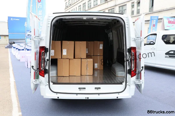 Dongfeng Ruilida V8E 2025 2-Seat Electric Panel Van CATL 53.58kWh Body (1) | 86Trucks
