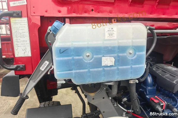 Sinotruk V3 150 hp 4X2(6 wheels) 4.15m single-row van truck (China VI) Chassis (1) | 86Trucks