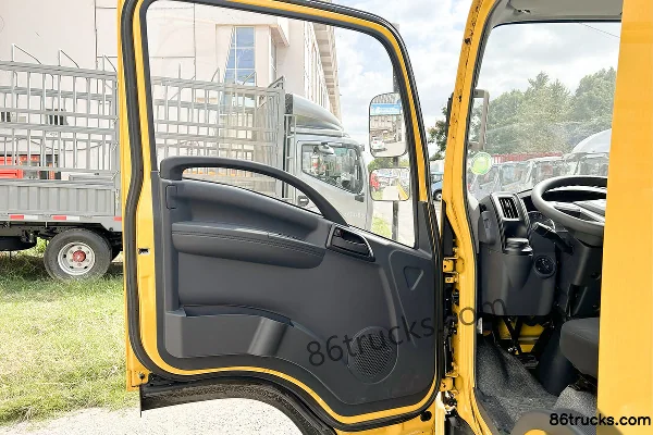 FAW Jiefang Hu VR 140 ch 4X2(6 roues) camion léger à ridelles double cabine 3,2 m (2) | 86Trucks