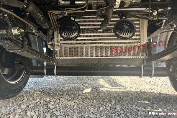 Shidai Linghang S1 2.2L CNG 133hp 4X2(6 wheels) 3.19m double-row flatbed micro truck Chassis (1) | 86Trucks