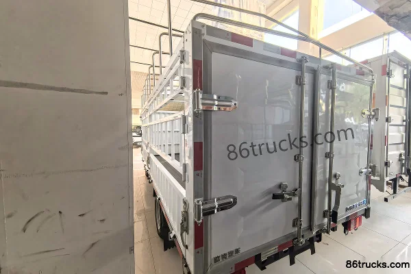 FARIZON Xingzhi F5E 2025 Model 3.7m Single Row Pure Electric Cargo Box Mini Truck Zhixin 62kWh 4X2(6 wheels) Body (1) | 86Trucks