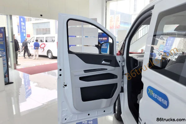 Changan Kuayue Starlight 2025 Luxury Long Range Edition 7-Seat Pure Electric Light Bus CATL 50.23kWh Cab (2) | 86Trucks