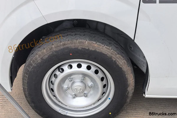 Changan Kuayue Starlight 2025 Luxury Long Range Edition 7-Seat Pure Electric Light Bus CATL 50.23kWh Chassis (1) | 86Trucks