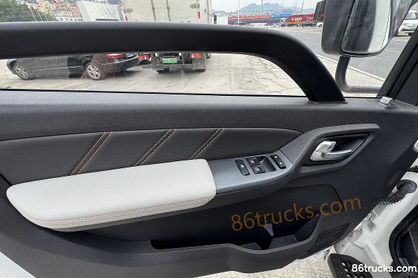 Foton Zhilan EM 3.8m Single Row Pure Electric Van Mini Truck, CALB 50.38kWh, 4X2(6 wheels) Cab (2) | 86Trucks