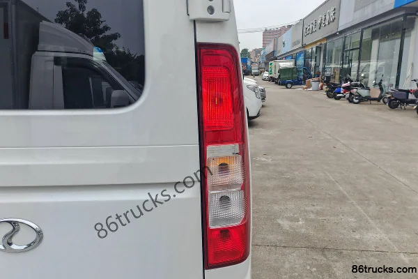 Ruichi R5 Passenger Version 2025 Model Zhixing Supercharge Pioneer II 6-Seat Pure Electric Light Bus CATL 52.16kWh Cargo Box (3) | 86Trucks