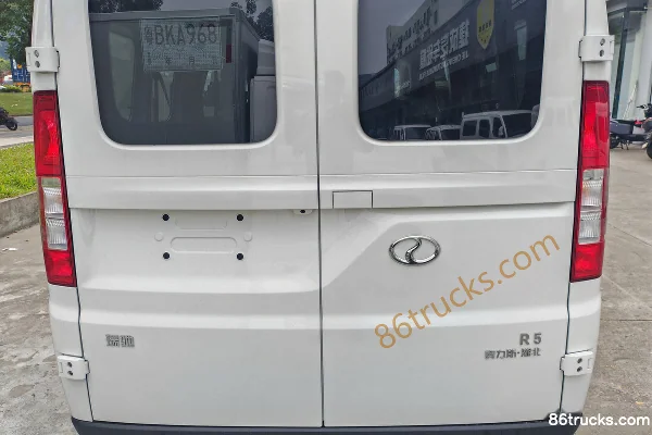 Ruichi R5 Passenger Version 2025 Model Zhixing Supercharge Pioneer II 6-Seat Pure Electric Light Bus CATL 52.16kWh Cargo Box (1) | 86Trucks
