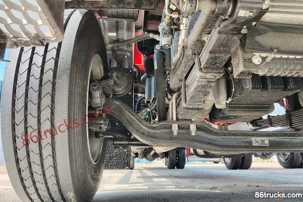 Foton Auman Xingxing 240 ch 4X2(6 roues) 6,8 m plateau ridelles Châssis (2) | 86Trucks