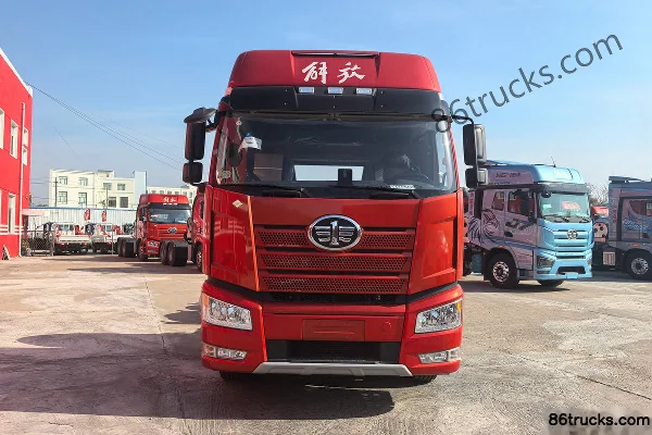 FAW Jiefang J6P Classic Edition 13.2L LNG 530 hp 6X4(10 wheels) FAW Jiefang 12-speed High Roof Tractor Truck Exterior (2) | 86Trucks