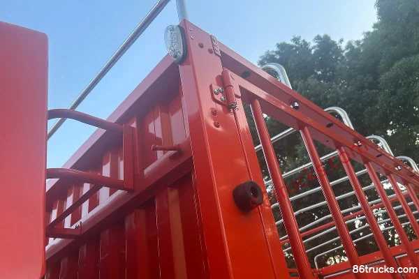 FARIZON Xingzhi H9M 4.5T 4.1m Single Row Methanol Plug-in Hybrid Range-Extended Cage Cargo Light Truck Zhixin 15kWh 4X2(6 wheels) Body (2)
