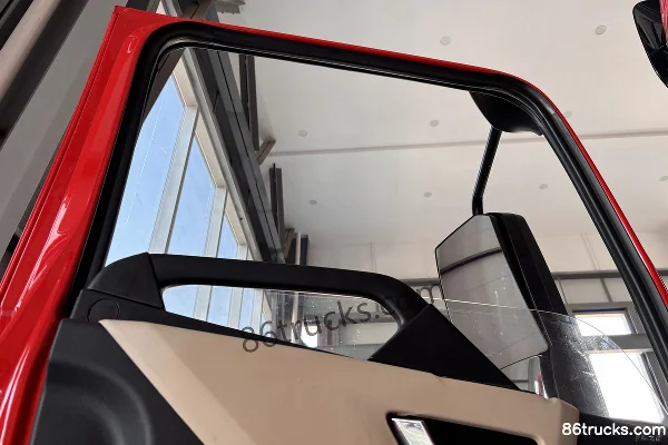 Dongfeng Commercial Vehicle Tianjin KC 270hp 4X2(6 wheels) Fast Gear 10-speed 5.4m Dump Truck Cab (2) | 86Trucks