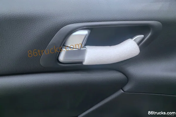 Foton General EV 2025 Model Standard Edition 2WD Standard Wheelbase Double-Row Pickup CATL 88kWh Cab (3) | 86Trucks