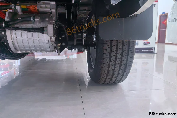 Foton General EV 2025 Model Standard Edition 2WD Standard Wheelbase Double-Row Pickup CATL 88kWh Chassis (3) | 86Trucks