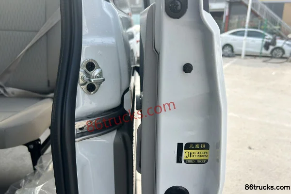 Jinbei Xinhaishi X30L 2024 Wealth Edition 110hp 1.5L Gasoline 5/6/7-Seat Micro Van (with A/C) Cargo Box (3) | 86Trucks