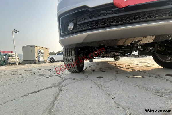 SRM Xinyuan New Haishi X30L 2025 model Champion Edition 1.5L gasoline 110hp 6-seat central air conditioning light bus Chassis (2) | 86Trucks