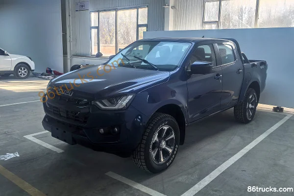 Qingling Isuzu T30 Explorer 2024 Comfort Edition 3.0T Diesel 143hp 4WD Automatic Double Row Pickup Cab (3) | 86Trucks