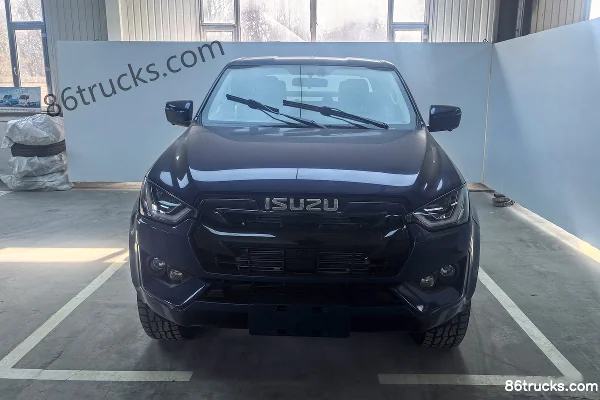Qingling Isuzu T30 Explorer 2024 Comfort Edition 3.0T Diesel 143hp 4WD Automatic Double Row Pickup Cab (2) | 86Trucks