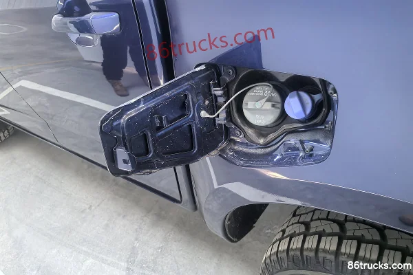 Qingling Isuzu T30 Explorer 2024 Comfort Edition 3.0T Diesel 143hp 4WD Automatic Double Row Pickup Body (1) | 86Trucks