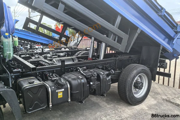 Sinotruk Warrior M1 160 hp 4X2(6 wheels) WLY 8-speed 3.2m dump truck Chassis (2) | 86Trucks