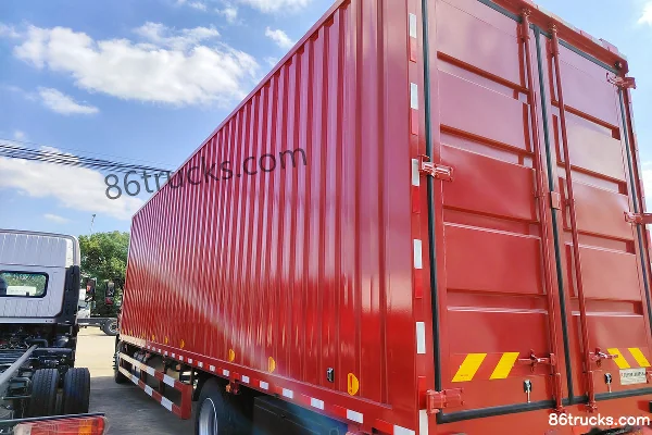 Auman Galaxy 4.5L Diesel 240hp 4X2(6 wheels) Fast Gear 8-speed 9.8m Van Cargo Truck Body (1) | 86Trucks