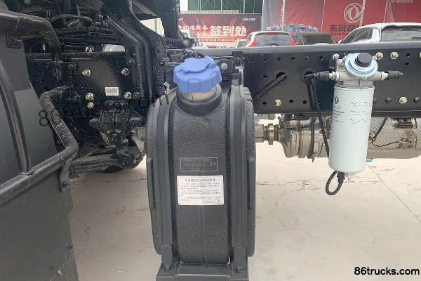 Dongfeng Commercial Vehicle Tianjin KR PLUS Comfort Edition 300hp 4X2(6 wheels) 9.75m Box Cargo Truck Chassis (2) | 86Trucks