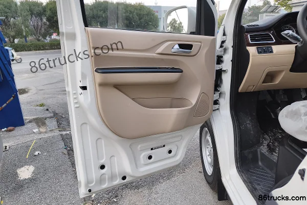 Changan Kuayue Star V7EV 2025 Comfort 9-Seat Electric Light Bus CATL 50.23kWh Cab (3) | 86Trucks