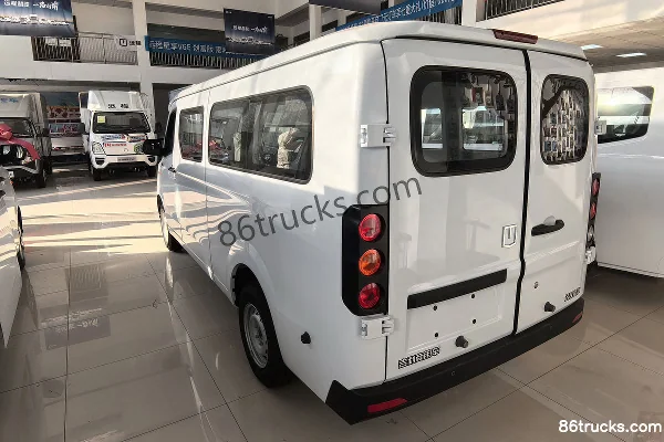 FARIZON Xingxiang V6E Function Edition 6-Seat Pure Electric Light Passenger Vehicle Zhixin 35.6kWh Exterior (3) | 86Trucks